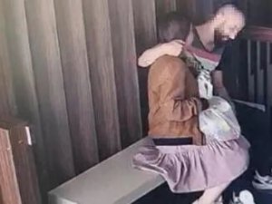 Polis Merkezindeki Müvekkiline Uyuşturucu Getiren Avukat Gözaltına Alındı