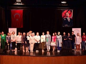 Efeler’de Kadın Sağlığına Dikkat Çekildi