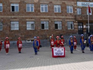 Doğu Anadolu Bölgesi’nin İlk Ve Tek Minik Mehteran Takımı Etkinliklere Renk Katıyor