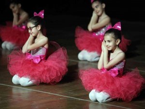 Tubi̇l’in Minik Balerinleri Sahnede