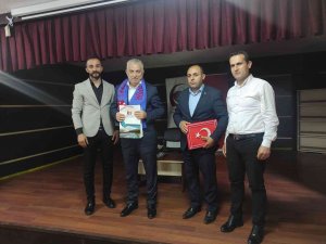 Batman’da Düzenlenen Şehitler Sempozyumunda Terörle Mücadelenin Kahramanları Anlatıldı