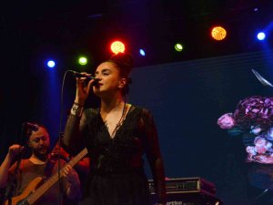 Ceylan Ertem, Tarsus’ta Sevenlerini Coşturdu