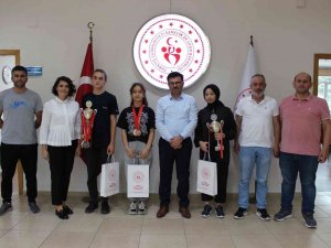 Başarılı Okçular Yazıcı’yı Ziyaret Etti