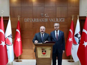 Bakan Varank’tan Diyarbakır Valiliğine Ziyaret