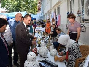 Honaz’da Hayat Boyu Öğrenme Kursiyerlerinin Eserleri Görücüye Çıktı