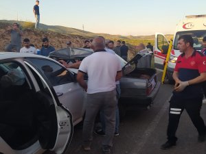 Mardin’de 5 Kişinin Yaralandığı Kazada 1 Kişi Hayatını Kaybetti