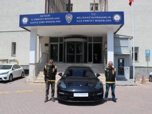 Kayseri Polisi Çalıntı Porsche Yakaladı
