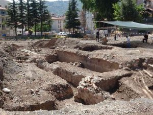 Tokat’ta Okulun Temel Kazısından Tarih Çıktı