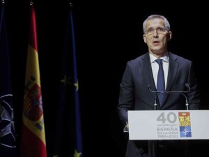 Nato Genel Sekreteri Stoltenberg Zona Hastalığına Yakalandı