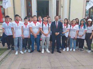 Tekirdağ’da Bulgar Ve Yunan Turistler İçin 4 Dilde Rehberler Sahaya İndi