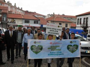 Tertemiz Akşehir İçin Yürüdüler