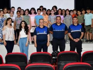 Altınova’da Öğrencilere, "Bilinçli Tüketici" Eğitimi