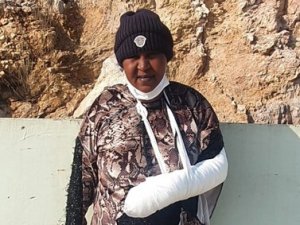 Yunanlılar Geri İttikleri 11 Göçmenden Birinin Bileğini Kırdı