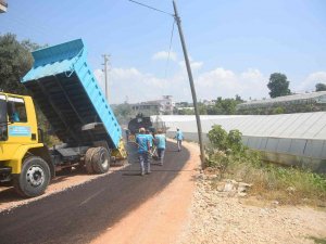Akdam Mahallesine 2 Kilometre Asfalt Serildi