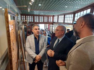 ‘Ahşap Dile Geldi’ Sergisi Hünkar Kasrı’nda Açıldı