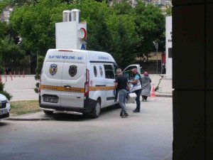 Babasını Vuran Şahsın Babasını Bıçakladı