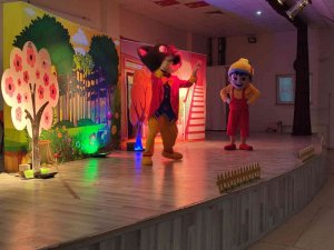 Adilcevaz’da Minik Öğrenciler Tiyatro İle Tanıştı