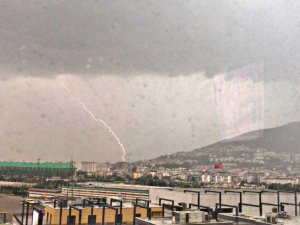 Bursa’da Sağanak Etkili Oldu