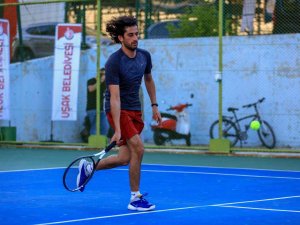 150 Sporcunun Katıldığı Tenis Turnuvası Sona Erdi