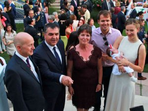 İ̇ngiltere Kraliçesi’nin 96. Doğum Günü Kutlandı