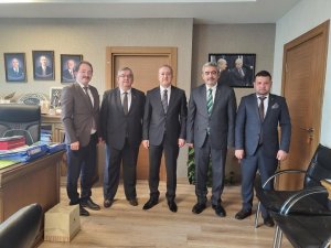 Ankara’ya Giden Başkan Alıcık’tan “Zafer” Mesajı