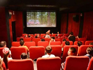 25 Günde 3 Bin Öğrenci Sinema İle Buluştu