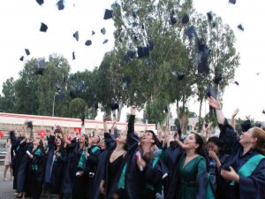 Başkent’te Mezuniyet Coşkusu