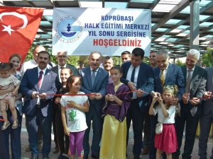 Vali Karadeniz, Köprübaşı Çilek Festivaline Katıldı