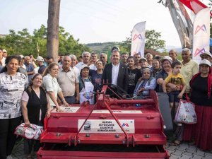Mersin Büyükşehir Belediyesinden Üreticiye Çok Yönlü Destek