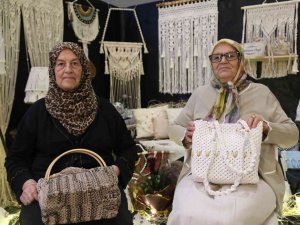 El Emeği Göz Nuru Ürünlerini Sergilediler