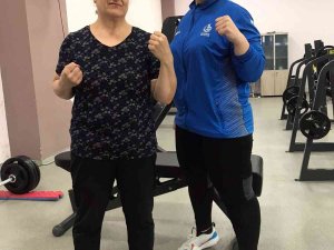 Azmetti, 5 Ayda 21 Kilo Verdi