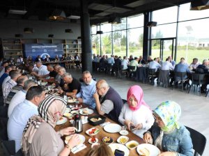Başkan Özlü “Konuşanları Ve Çalışanları Birbirinden Ayırın”