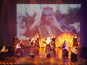 Anadolu Halk Dansları Tskm’de Buluştu