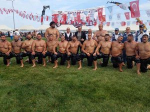 Yağlı Güreşlerde Başpehlivanların Mücadelesi Başladı