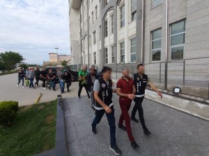 Gebze’deki Tefeci Operasyonunda 3 Tutuklama