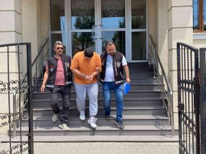 Hakim Karşısına Çıkan Baba Katili Tutuklandı