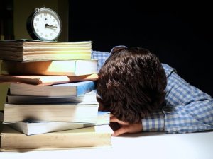 Üniversite Sınavı Yaklaşırken Kaygı Belirtilerine Dikkat Edin