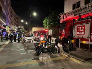 Gece Saatlerinde İş Yerinde Çıkan Yangın Panik Oluşturdu