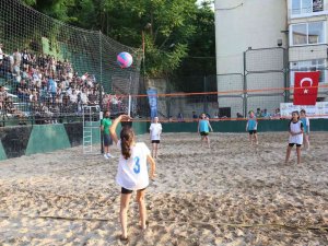162 Takım Plaj Voleybolu Turnunvasında Yarışacak