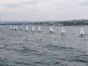 Kiraz Festivalinde Yelken Yarışları Nefes Kesti