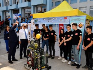Vali Pahlivan, Özel Şişecam Mesleki Ve Teknik Anadolu Lisesi’nde İncelemelerde Bulundu