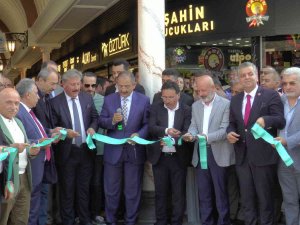Kazancılar Çarşısı Yeni Çehresine Kavuştu