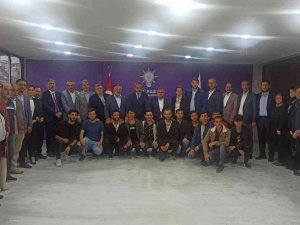 Bakan Özer Ak Parti Bilecik İ̇l Başkanlığını Ziyaret Etti