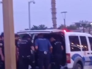 Didim’de Kadına Bıçaklı Saldırı Anı Kamerada