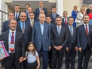 Cumhurbaşkanı Erdoğan’dan Van Valiliğine Ziyaret