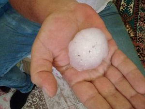 Eskişehir’de Ceviz Büyüklüğünde Dolu Yağdı