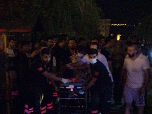 Diyarbakır’da 50’ye Yakın Kişinin Etkilendiği Yangında 1 Kişi Hayatını Kaybetti