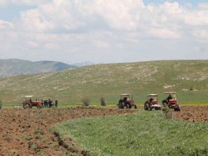 Çeyrek Asrı Aşkın Ekilmeyen Tarım Arazileri Ekonomiye Kazandırılacak