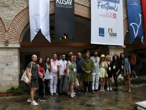 Kuşadası Sokak Festivali Zeytinyağı Tadımı İle Başladı