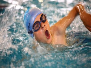 Yaz geldi, ‘yüzücü kulağı’ hastalığı arttı